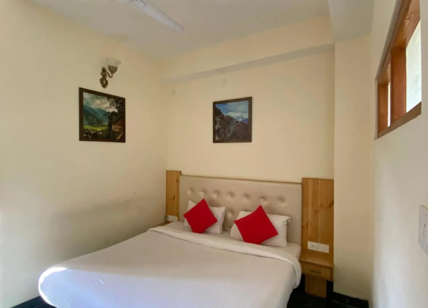 Hassan Valley Retreat Kufri